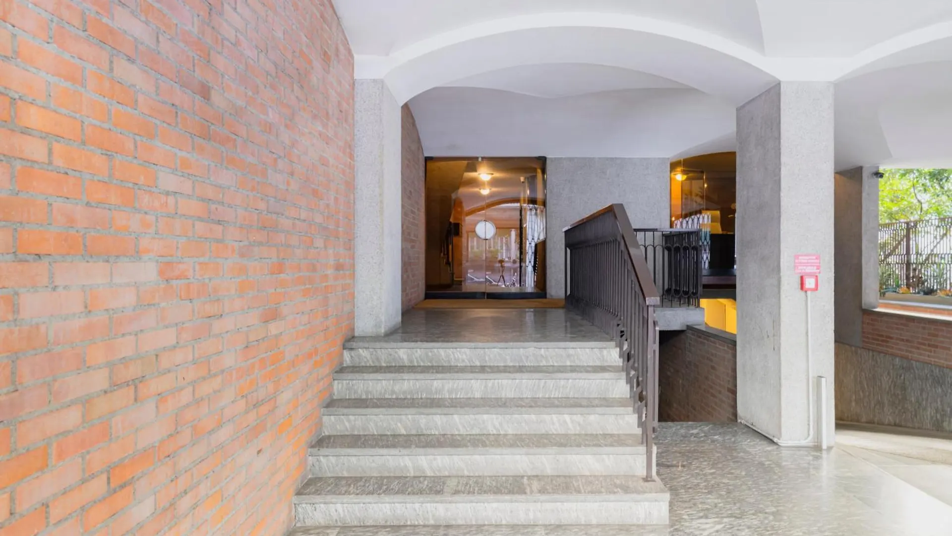 Relstay - Borgonuovo Milan