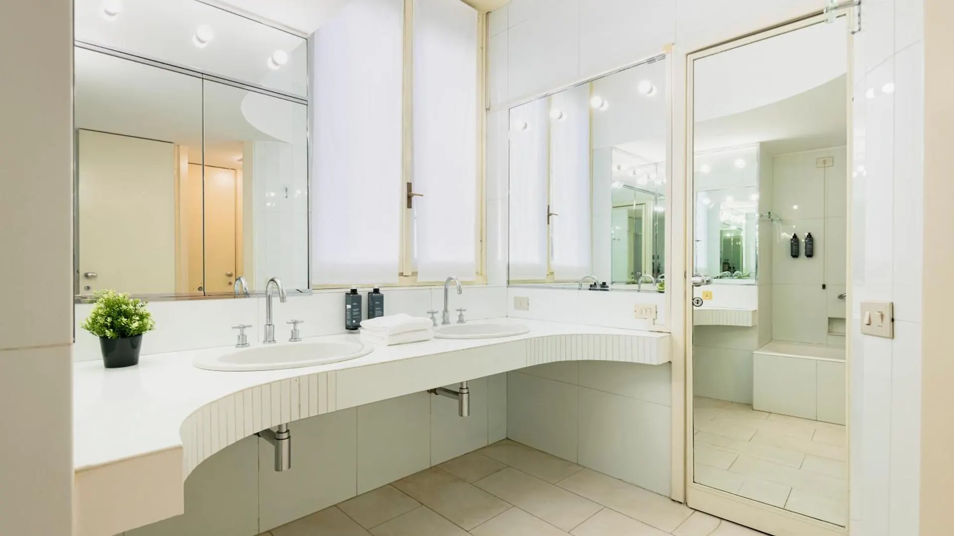 Relstay - Borgonuovo Milan Apartment